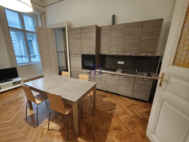 Kiadó lakás Budapest V. kerület 95 nm