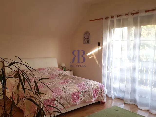 Kiadó ház Budapest XVI. kerület, Őrvezető utca 220 nm