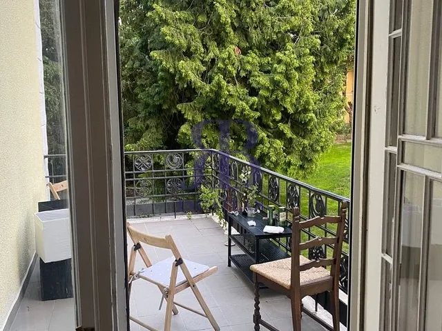 Kiadó lakás Budapest II. kerület 161 nm