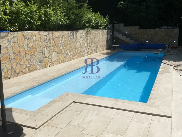 Kiadó lakás Budapest II. kerület, Csalán út 177 nm