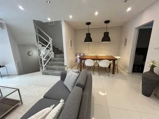Kiadó lakás Budapest II. kerület, Csalán út 177 nm