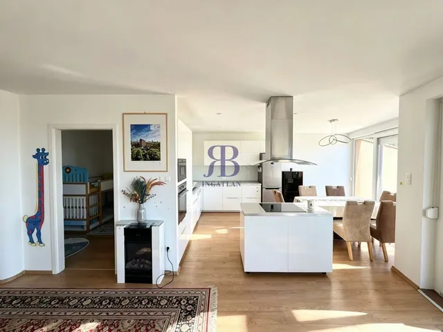 Kiadó lakás Budapest XII. kerület, Mártonvölgy utca 103 nm