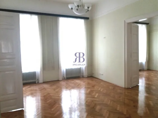 Kiadó lakás Budapest V. kerület, Nádor utca 100 nm