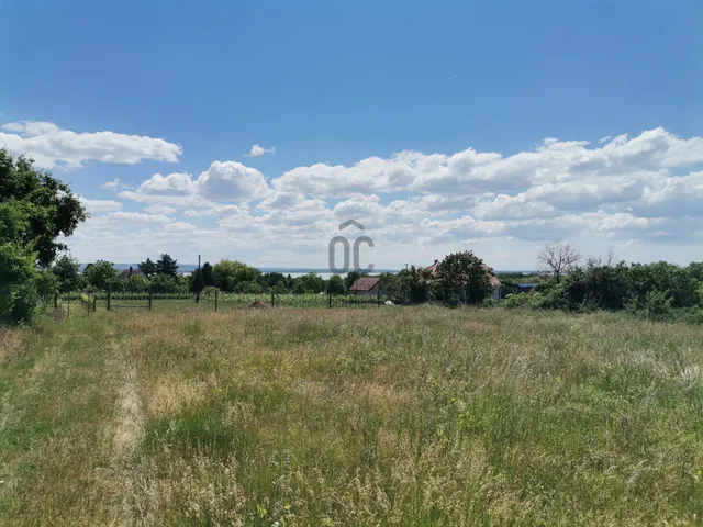 Eladó telek Révfülöp 1530 nm