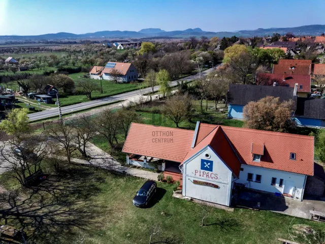 Eladó üdülő és hétvégi ház Köveskál 120 nm