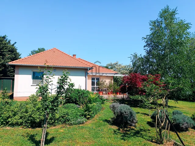 Eladó ház Révfülöp 130 nm