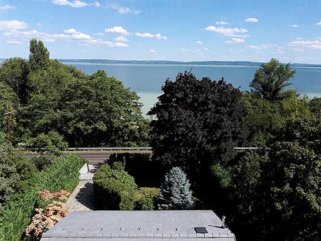 Eladó üdülő és hétvégi ház Balatonszepezd 125 nm