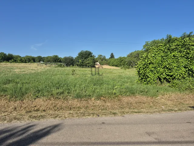 Eladó telek Balatonrendes 2197 nm