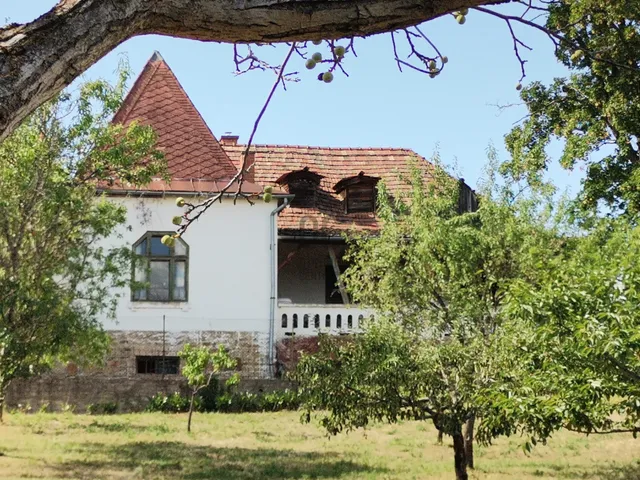 Eladó üdülő és hétvégi ház Révfülöp 160 nm