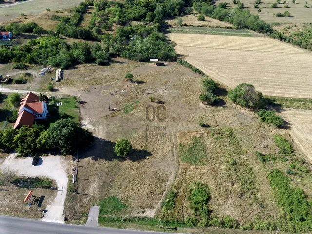 Eladó telek Köveskál 8743 nm