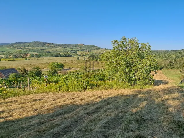 Eladó üdülő és hétvégi ház Káptalantóti 35 nm