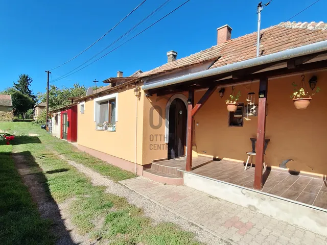 Eladó ház Sümegprága 140 nm