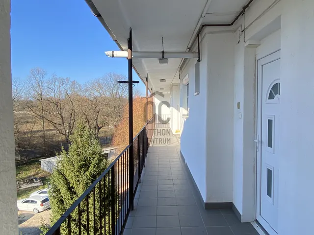 Eladó lakás Tapolca, Dobó István-lakótelep 57 nm