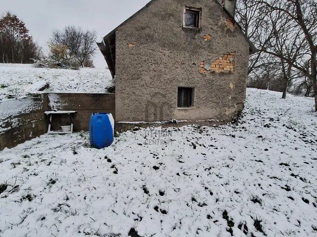 Eladó üdülő és hétvégi ház Sümegprága 25 nm