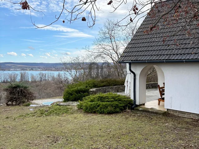 Eladó üdülő és hétvégi ház Tihany 110 nm