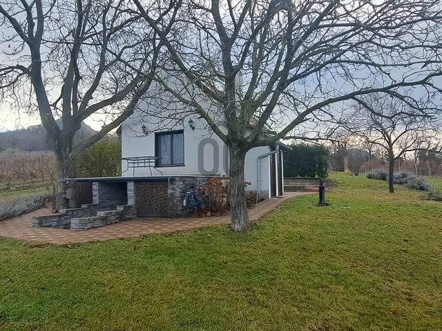 Eladó üdülő és hétvégi ház Káptalantóti 30 nm