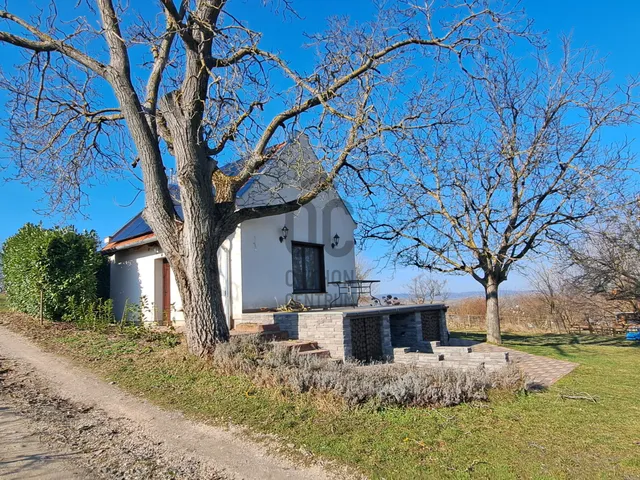 Eladó üdülő és hétvégi ház Káptalantóti 30 nm