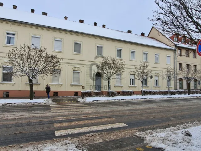 Eladó lakás Tapolca, Belváros 64 nm