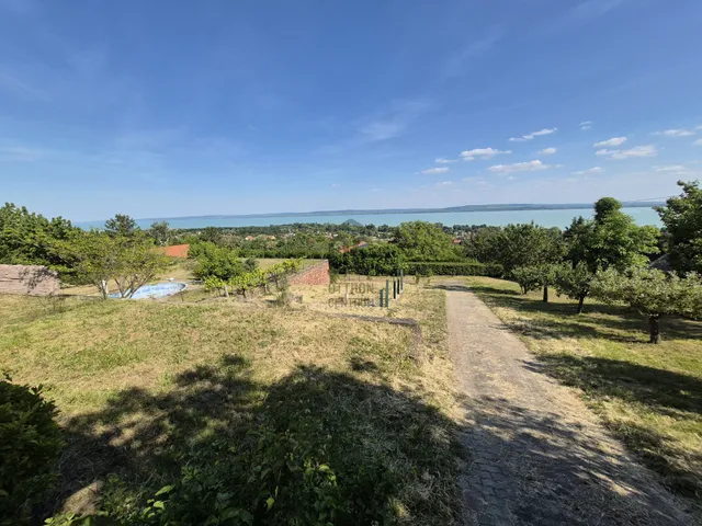 Eladó üdülő és hétvégi ház Révfülöp 104 nm