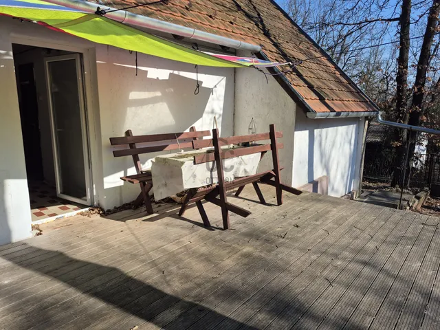 Eladó nyaraló Balatonszepezd 90 nm