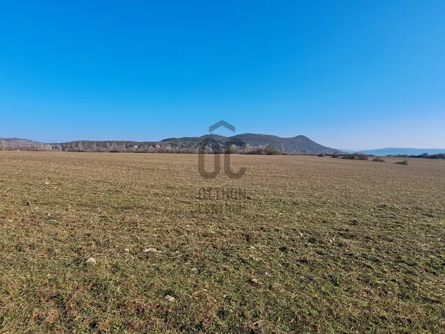 Eladó mezőgazdasági ingatlan Aszófő 2772 nm