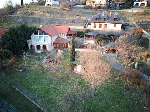 Eladó ház Badacsonytomaj 186 nm