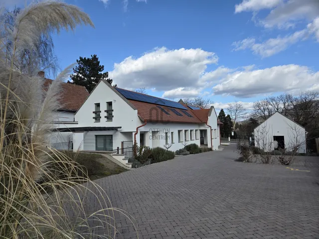 Eladó nyaraló Szigliget 230 nm