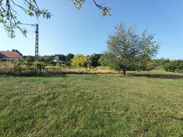 Eladó telek Révfülöp 611 nm