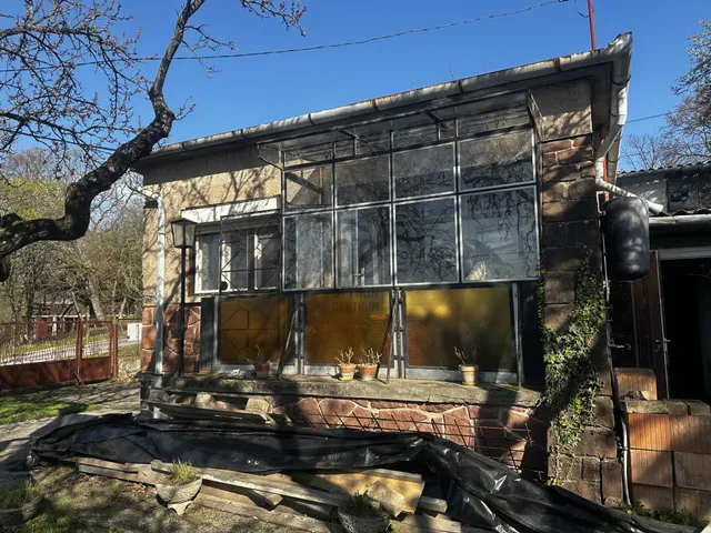 Eladó üdülő és hétvégi ház Kővágóörs 65 nm