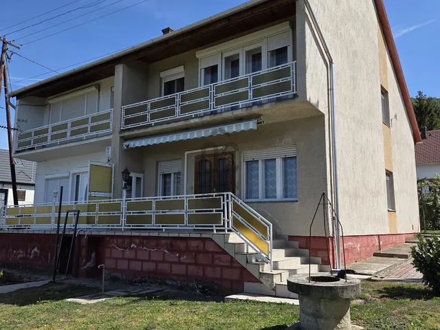Eladó nyaraló Badacsonytördemic 86 nm