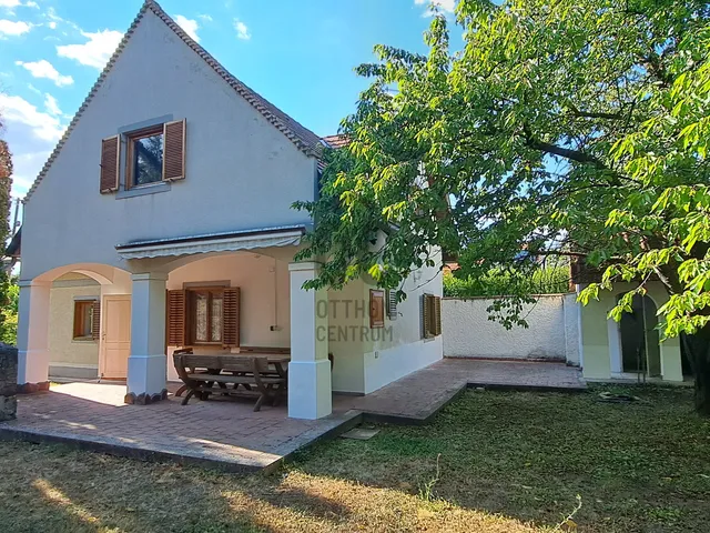 Eladó ház Kővágóörs 128 nm