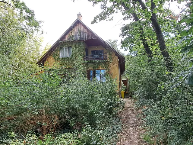 Eladó nyaraló Kővágóörs 160 nm
