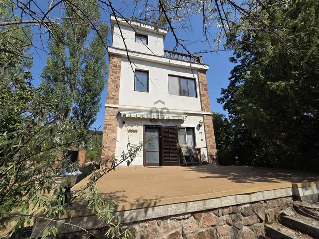 Eladó ház Balatonszepezd 100 nm