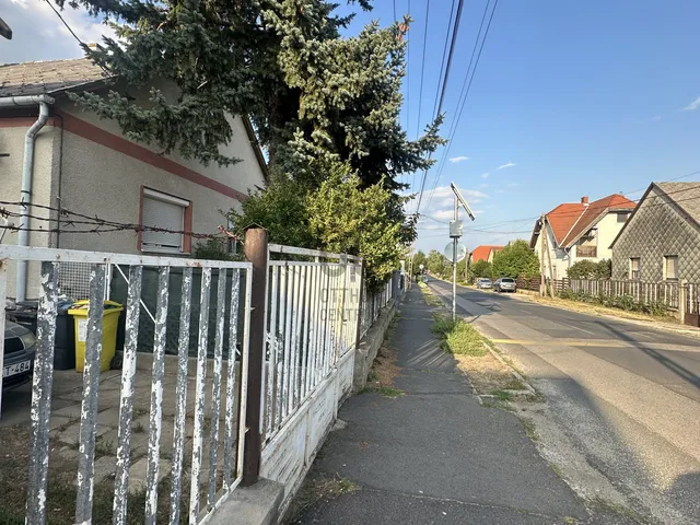 Eladó ház Tapolca, Kertváros 80 nm