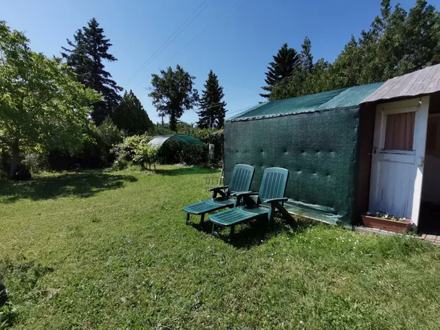 Eladó nyaraló Balatonszepezd 10 nm