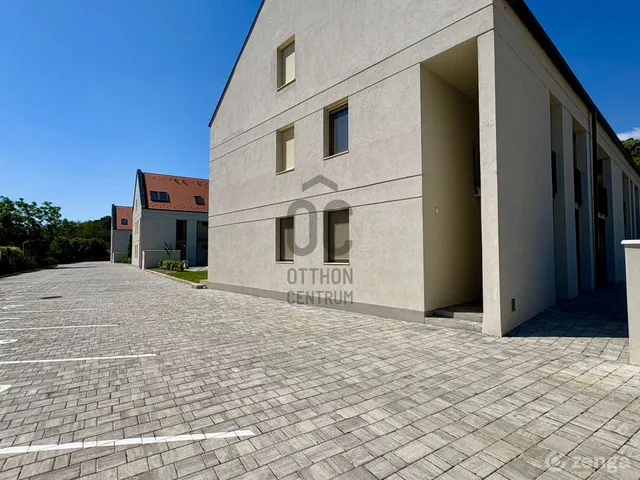 Eladó lakás Badacsonytomaj 38 nm