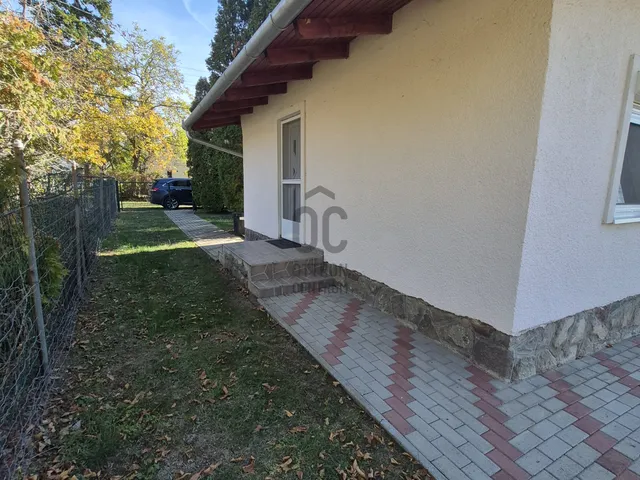 Eladó nyaraló Révfülöp 45 nm