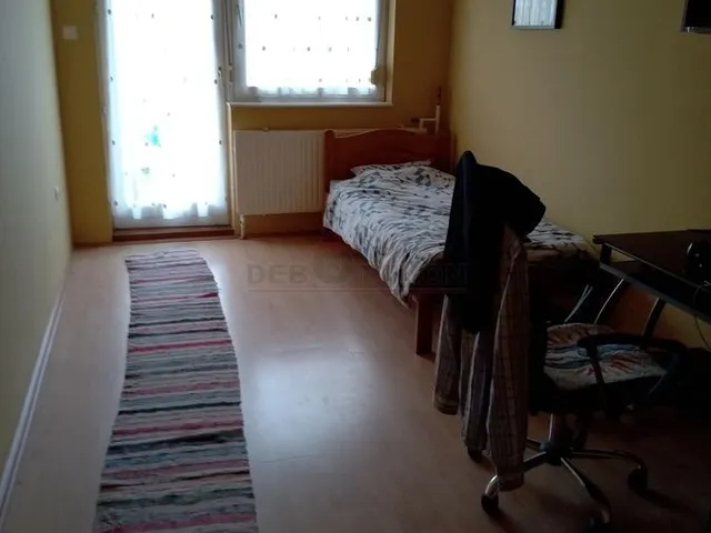 Eladó ház Debrecen, Csapókert 282 nm