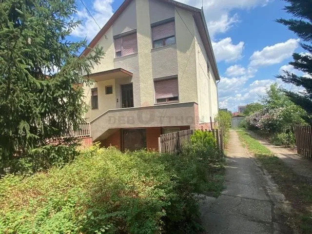 Eladó ház Debrecen, Csapókert 282 nm