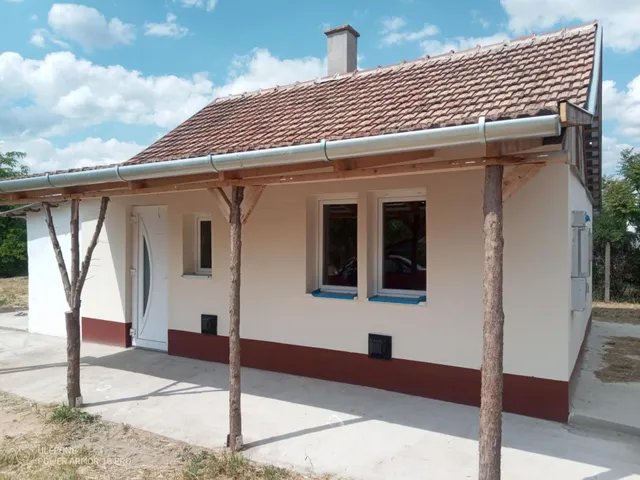 Eladó ház Hajdúsámson 30 nm