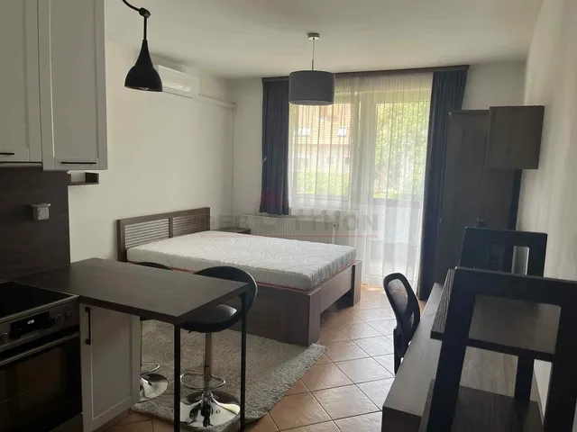 Kiadó lakás Debrecen, Belváros 28 nm