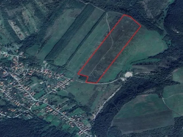 Eladó mezőgazdasági ingatlan Kács 15 nm