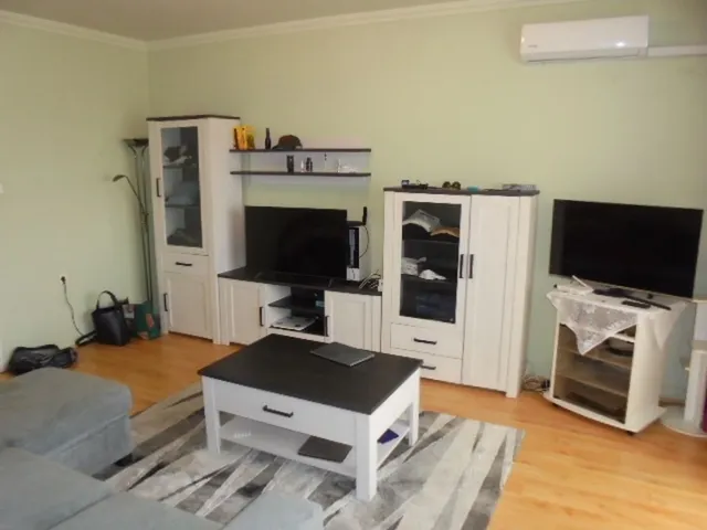 Eladó lakás Debrecen, Libakert 54 nm