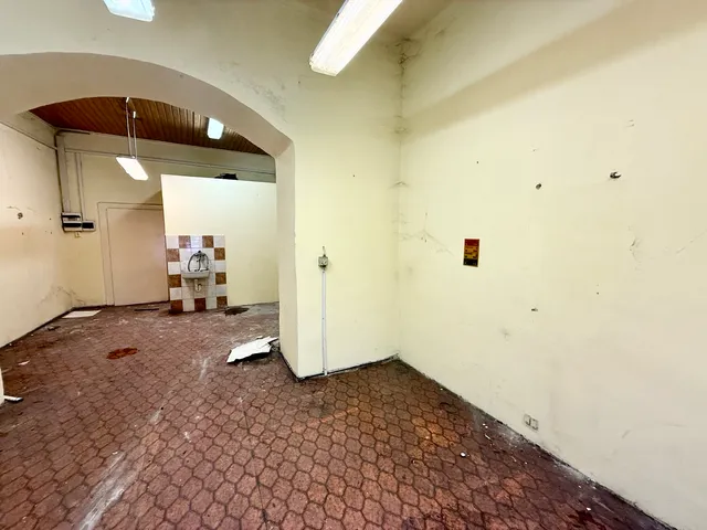 Eladó lakás Budapest VIII. kerület, Corvin negyed, Baross utca 40 nm