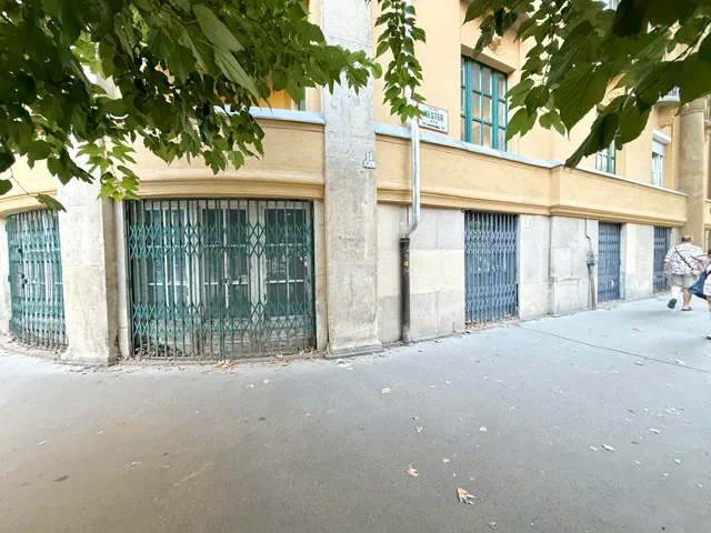 Eladó kereskedelmi és ipari ingatlan Budapest IX. kerület, Belső Ferencváros, Mester utca 33.-35. 338 nm
