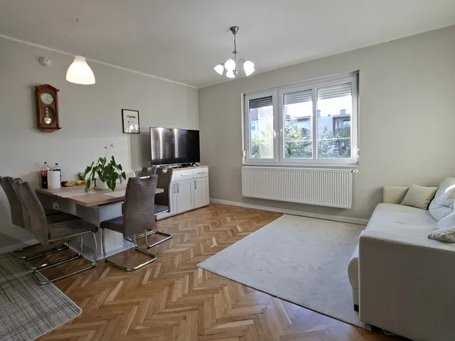 Eladó lakás Debrecen, Széchenyikert 64 nm