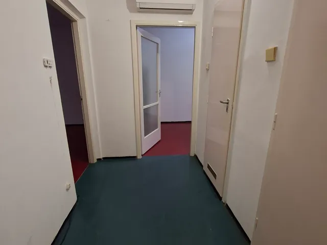 Eladó lakás Debrecen, Libakert 56 nm