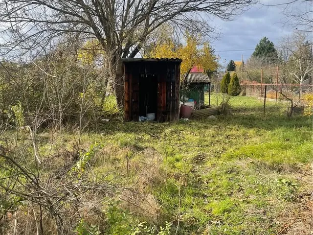 Eladó üdülő és hétvégi ház Debrecen, Méhészkert 15 nm
