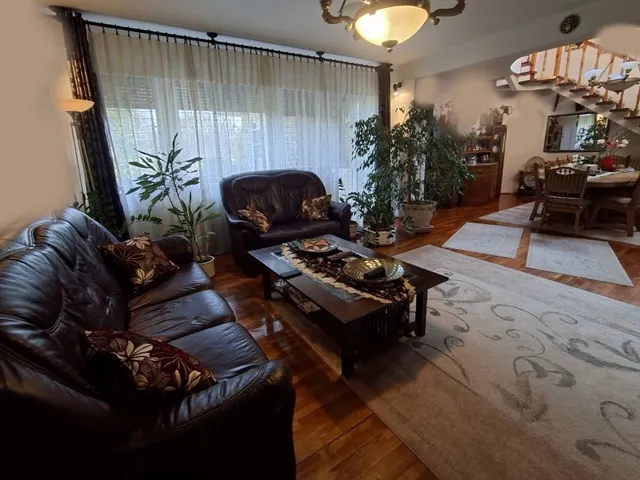 Eladó ház Debrecen, Kertváros 260 nm