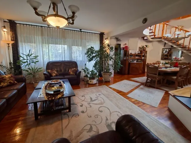 Eladó ház Debrecen, Kertváros 260 nm